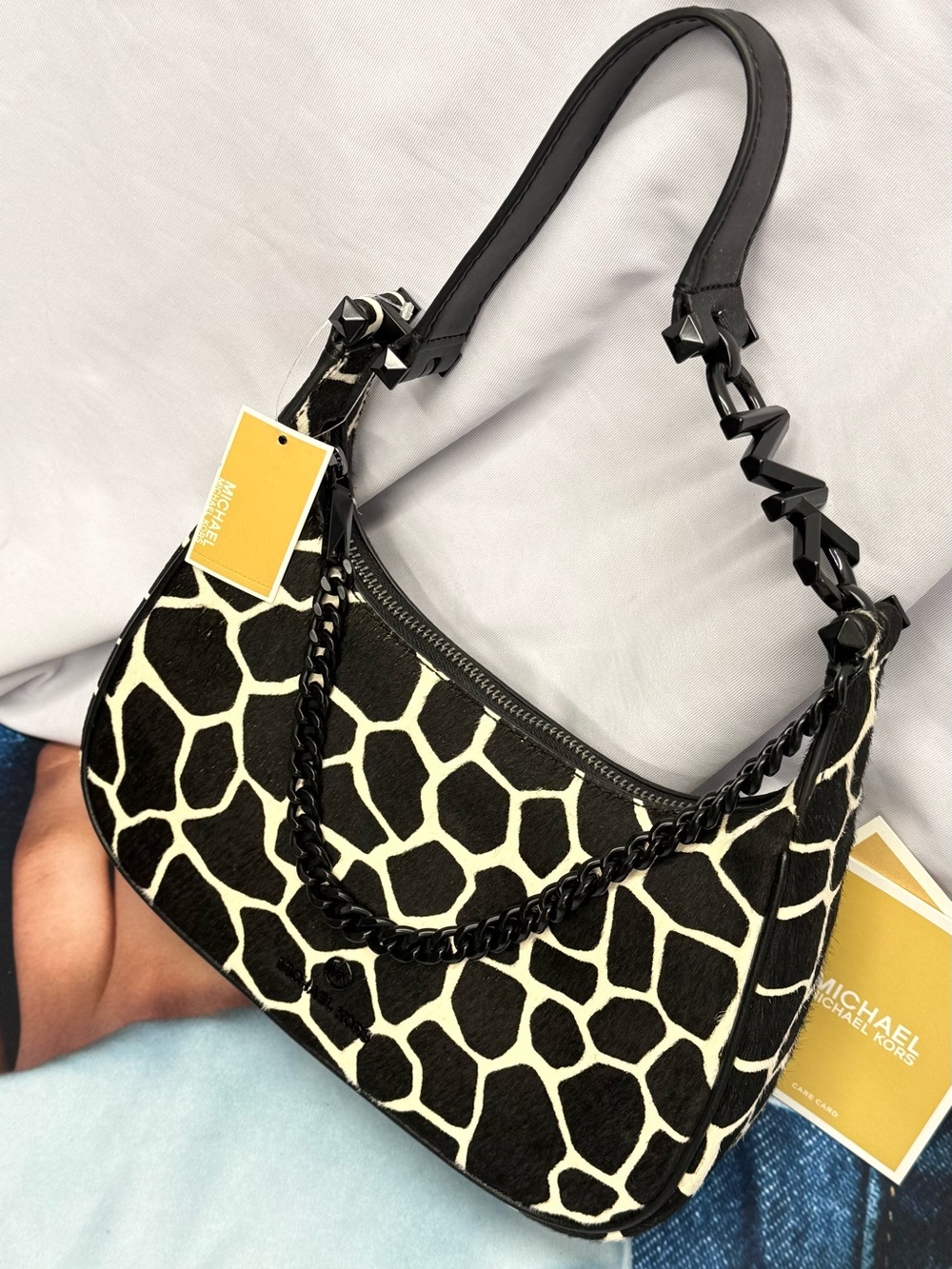 (new+tag) Michael Kors Black & Ivory Giraffe-Print Shoulder Bag Black Hardware